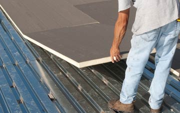 benefits of insulating Busveal flat roofing